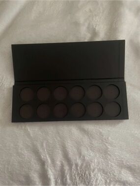 Empty Magnetic Palette